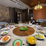 光谷创业街高大上却人均较低的东家院子，请客有面有里！