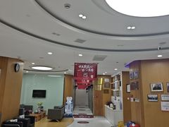 -雅悦齿科(顾村公园店)
