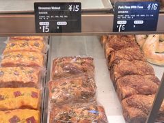 -Dough&Joe团憩(瑞虹天地月亮湾店)