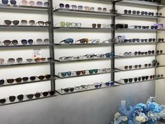 -潘多拉眼镜·蔡司依视路明月(潘家园店)