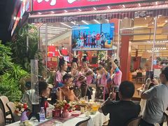-刘姐啤酒鱼民族演艺餐厅(西街总店)