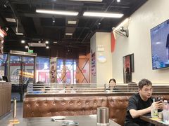 -许哥东北烧烤·铁丳烤串·宫后夹肉(繁花中心店)