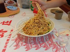 -肥肥虾庄·金牌油焖大虾(汉口城市广场店)