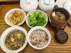 -雪梅月子中心(华侨城店)
