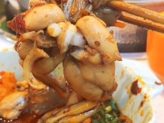 -蛙两只美蛙鱼头火锅(恒茂店)