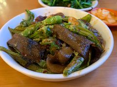 青椒牛舌-曾牛肉