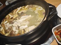 -一朵菌·野生菌探索家火锅(南亚店)