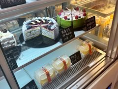 -卷们·现制生日蛋糕·蓝风车动物奶油(金源店)