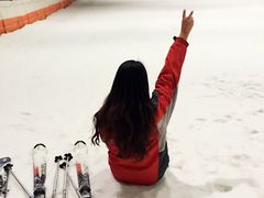 -乔波室内滑雪场