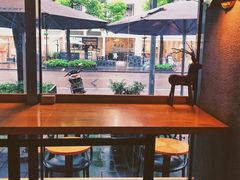 靠窗位-81BAKERY(大学路店)