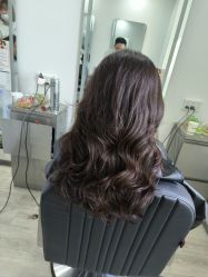 -LILI·HAIR SALON理理造型