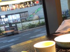 靠窗位-蛙小侠(桂林万象城店)