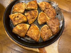 料理烤特色火烧-老东镇啤酒屋海鲜加工·蒸汽海鲜·海鲜烧烤(台东店)