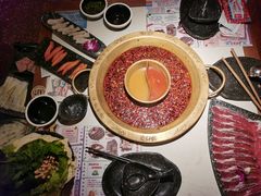 -哥老官重庆美蛙鱼头(松江地中海十八哥店)