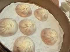 蟹粉鲜肉小笼包-桂满陇·杭州饭店(清河万象店)