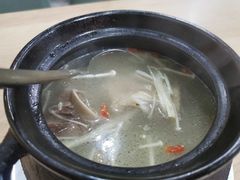 -老火大骨头汤馆