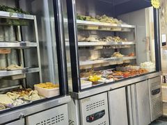 面包甜点陈列柜-四川老牛麻辣烫(北门桥店)