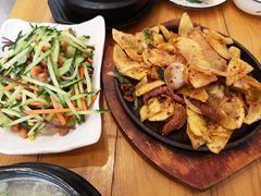 -长寿参鸡汤(朝韩风情街店)