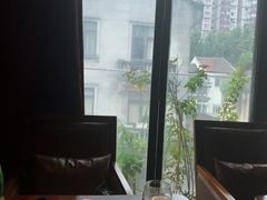 靠窗位-普朗姆生蚝吧(原建国路店)