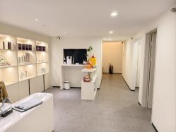 -JNK皮肤管理中心