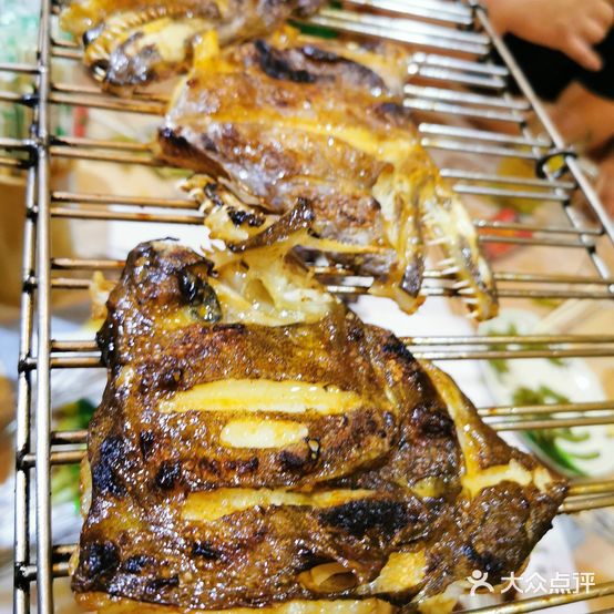 碳烤鲽鱼头和小串(学伟大街店)