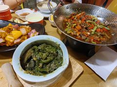 -湘阁里辣(南岭购物广场店)