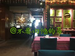 -香巴拉云南餐厅(华莱坞店)