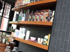 -星巴克(西安曲江银泰店)