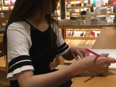 -猫的天空之城概念书店(杭州南宋御街店)