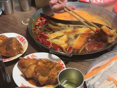 -萍姐火锅·公路夜市(武汉首店)