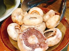 烤口蘑-喝丢一只鞋·东北烤肉·烧烤·铜火锅(江宁店)