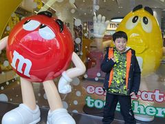 -m豆巧克力世界(上海世茂广场店)