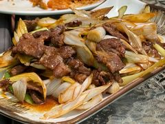 葱爆羊肉-闻道食府烙饼卷带鱼(原车耳营店原大觉寺店)