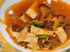 黄焖羊肉-星月美食城
