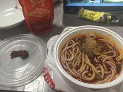 -覃肥叔桂林米粉(粮道街店)