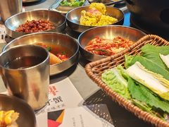 -草家酱蟹炭火烤肉店(珲春南路一店)