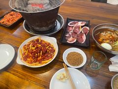 -韩风烤牛肉冷面店
