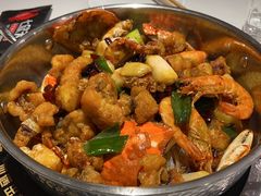 -七欣天香辣蟹火锅(闵行浦江欢乐颂店)