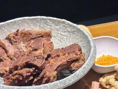 -95号酱骨·一块豆腐(展春园西路店)