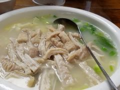 -茅屋大酒店