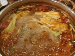 -亮欢寨酸汤鱼(沙冲路店)