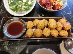 鲜茴香豆腐丸子-兰溪小馆(东直门簋街店)