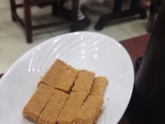 -湖南人家湘菜馆(镇江路店)