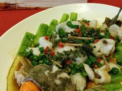-龙悦湾酒家·八阵鱼生·渔人码头店