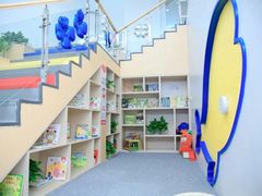 -红黄蓝早教(西海岸旗舰中心)