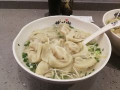 虾仁大馄饨-梦花街馄饨店(中华苑店)