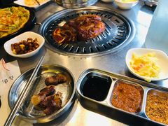 -韩聚屋韩国烤肉餐厅(新北万达店)