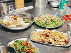 -马路牙子烧烤音乐酒馆(望京店)
