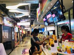 -鹿客西街(欧乐时尚广场店)