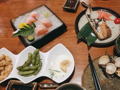 -俊屋料理·烧鸟·寿司·日泰融合菜(星际云汇店)